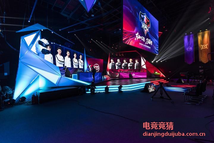 电竞竞猜赛后数据复盘场景